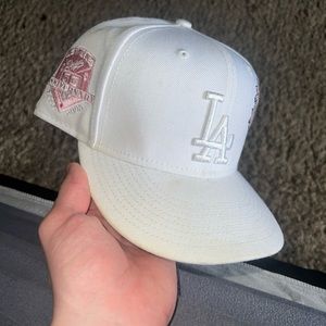 New era fitted cap